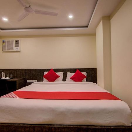 Oyo 12736 Skylawn Hotel Jamshedpur Exterior photo